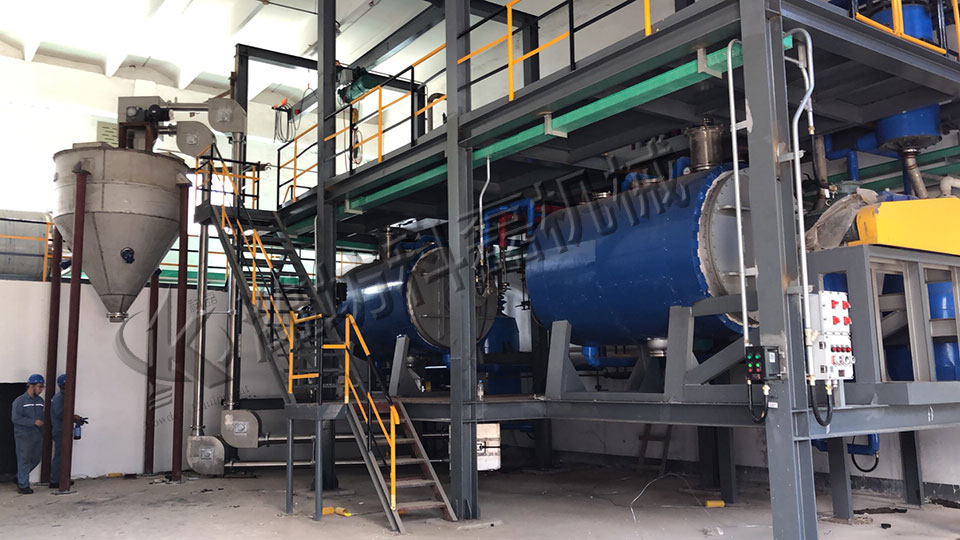 襄阳(yáng)用裕橡胶制造有(yǒu)限公司不鏽鋼管(guan)鏈輸送機客戶現(xiàn)場實拍 第2張