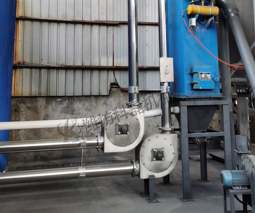 管鏈輸送機(ji)非标定制