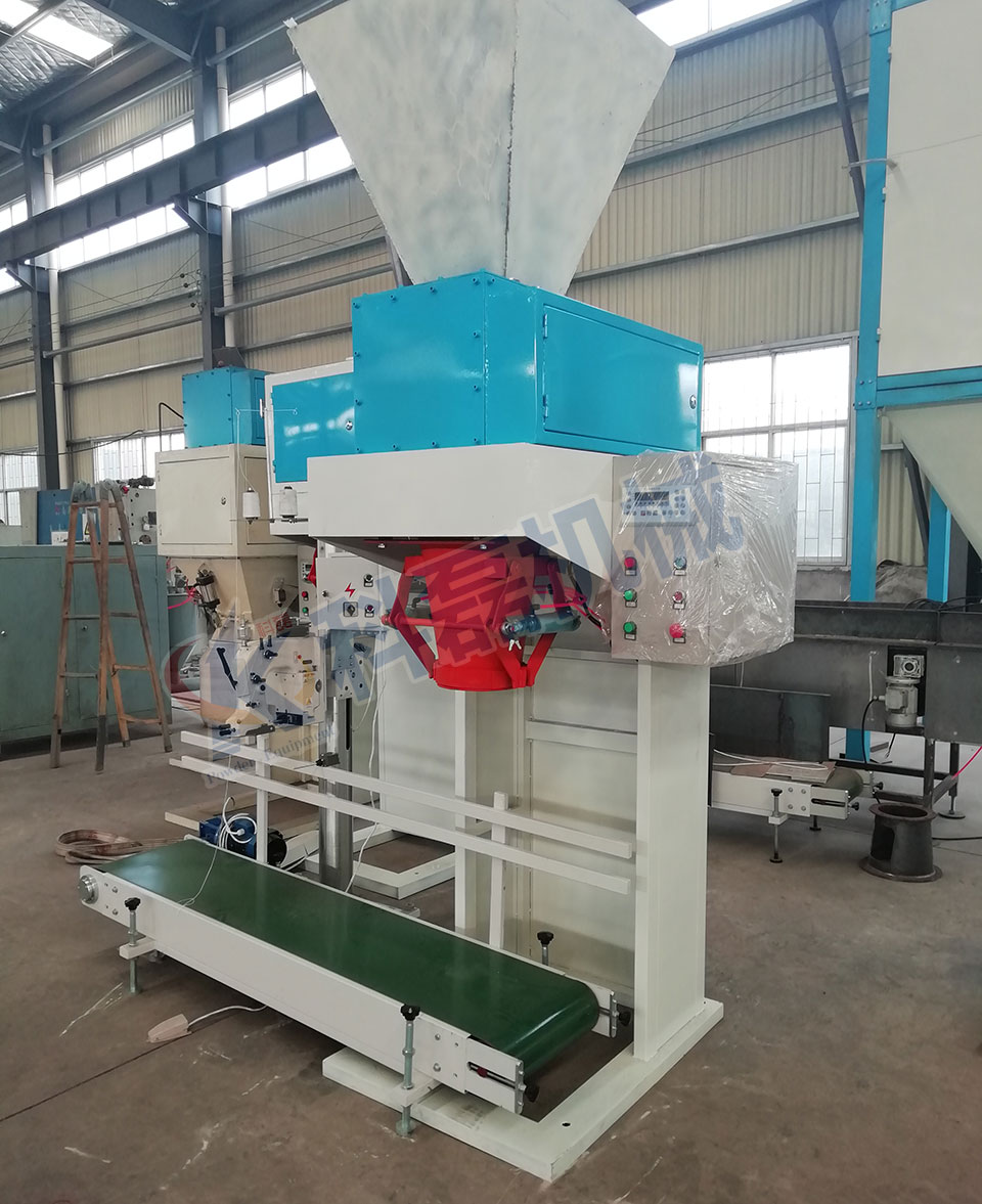 KLC-50F-W敞口袋(dai)包裝機 敞(chǎng)口袋包裝(zhuāng)秤 敞口袋(dai)包裝機 肥(fei)料包裝機(jī) 第1張